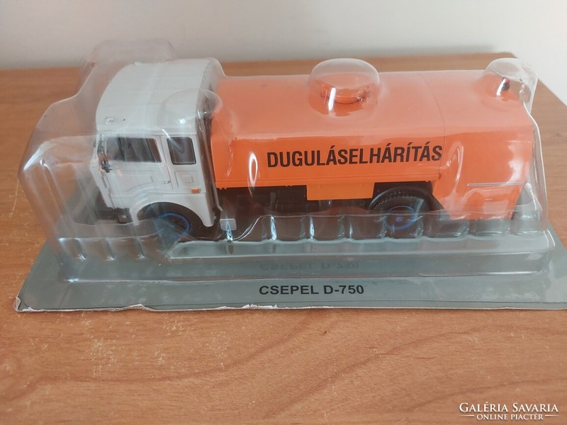 (K) deagostini legendary trucks chepel d750 truck