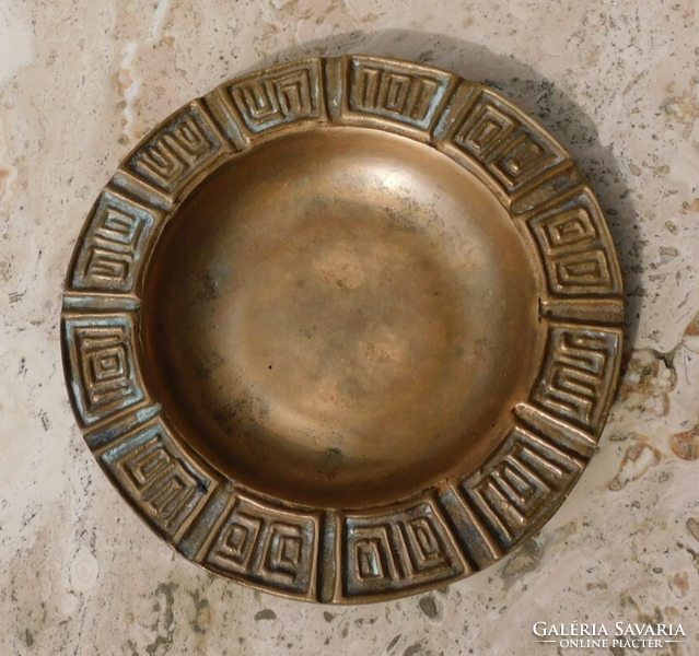 Old copper ashtray 13.5 Cm