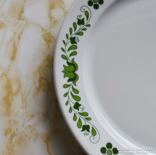 Alföldi porcelán zöld magyaros mintás lapos tányér