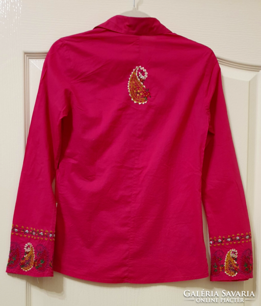 Embroidered, very special pink shirt, size s-m