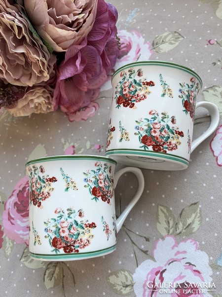 Pair of wonderful pink porcelain mugs, exclusive for Victoria and Albert Museum, London