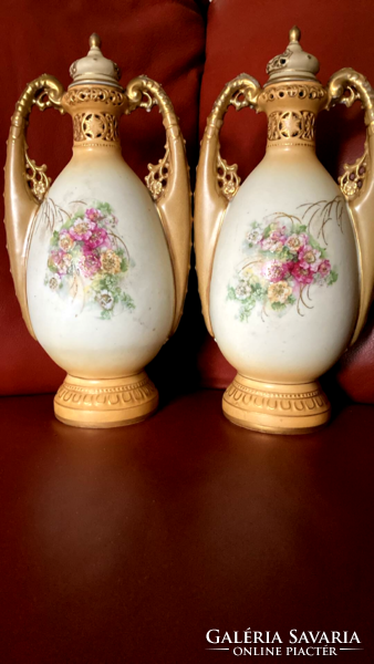 Pair of antique royal vienna vases