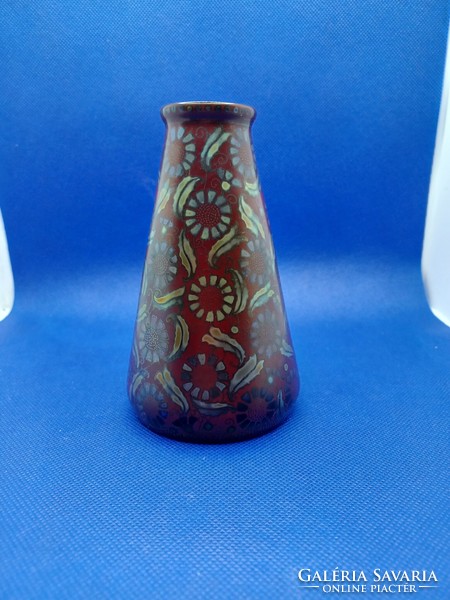 Zsolnay carnation vase