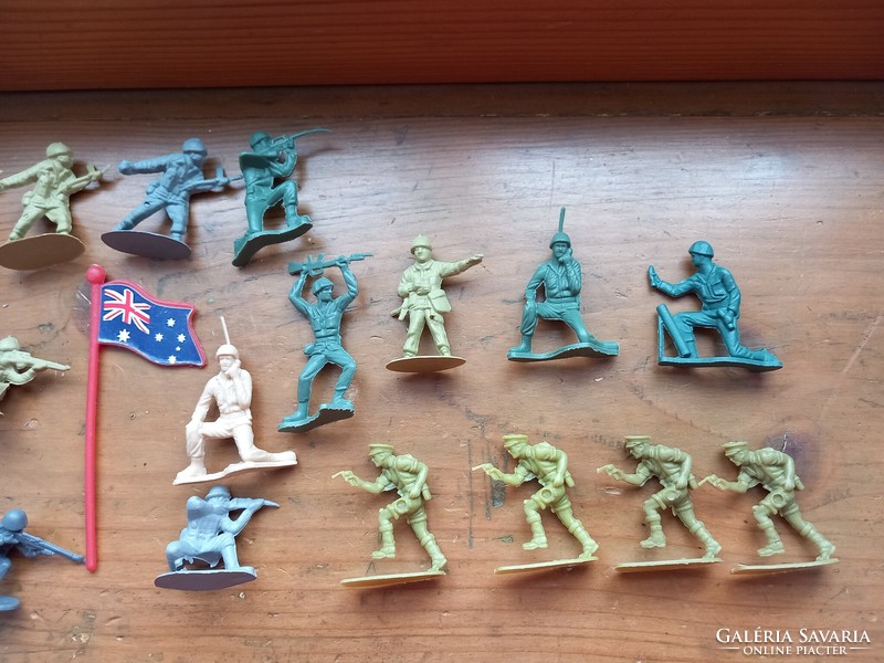 Toy soldiers