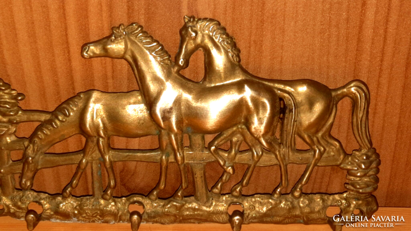 Wall-mountable copper, equestrian key holder