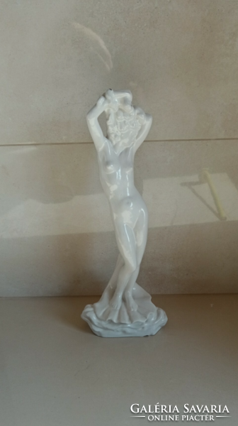 Kisfaludy strobl: Birth of Venus statue