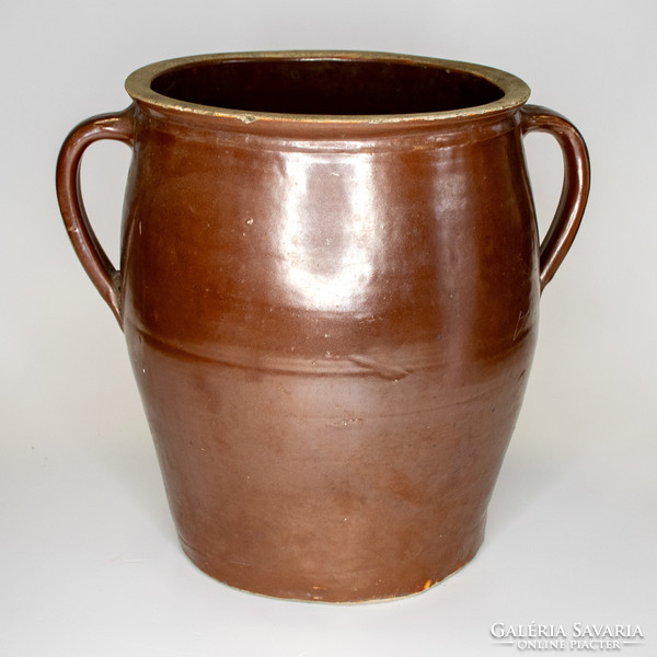 Rural glazed pot with two ears