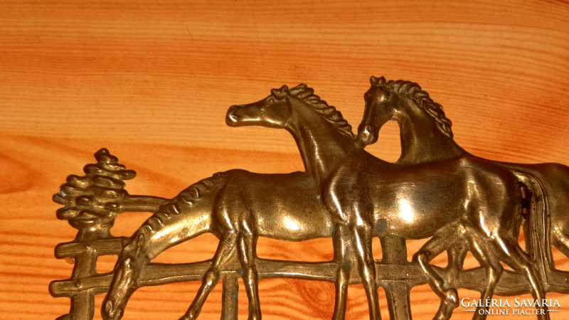 Wall-mountable copper, equestrian key holder