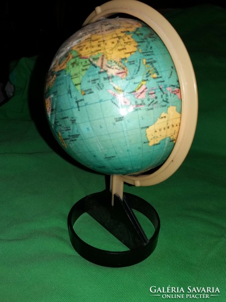 Retro asztali földgömb szép állapotban 25 cm átmérővel a képek szerint