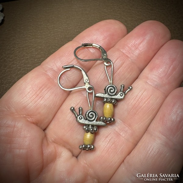 Old snail pattern dangle vintage earrings, metal earrings, the jewelry is from the 1970s