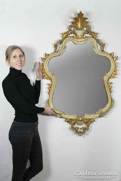 Venetian style mirror with gilded details