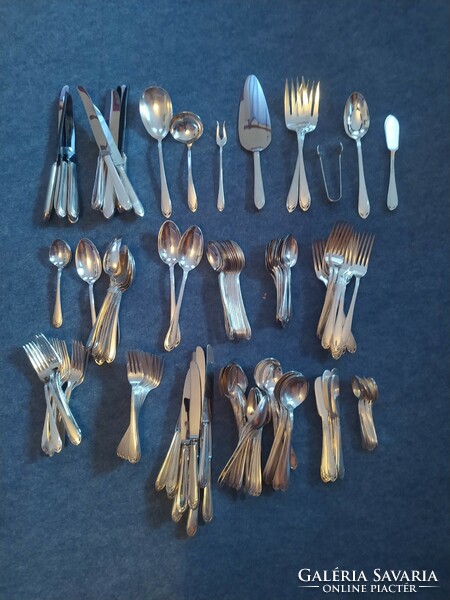 Rogers bros antique silver plated English cutlery set.