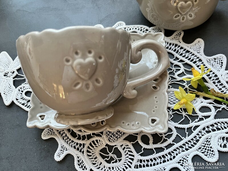 'Amadeus' romantic tea set for one person in a delicate color