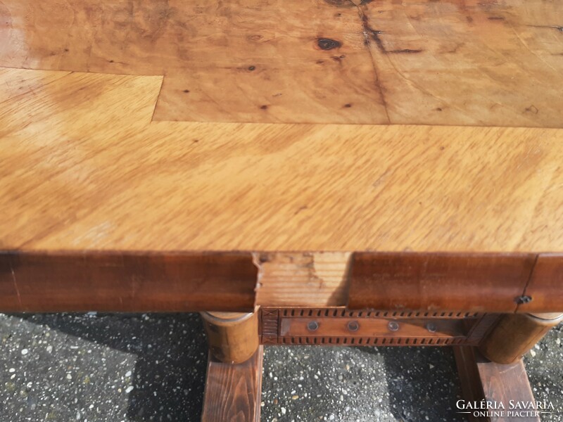 Antik formás ónémet  asztal - étkező asztal magasságú