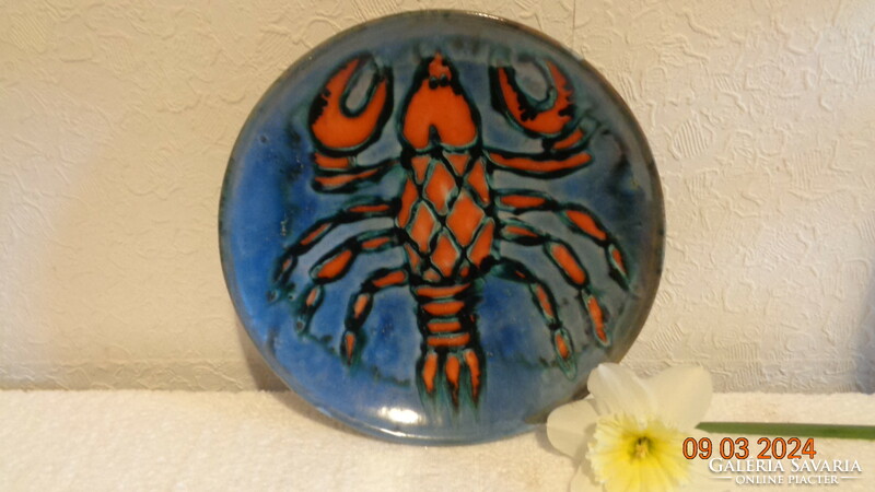 Retro crab wall plate, signed, nice piece, 22 cm