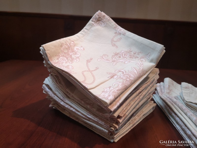 1 cotton-canvas table runner with 6 napkins