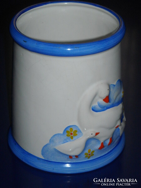 Goose ceramic pot