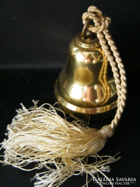 Musical bell with Swiss structure