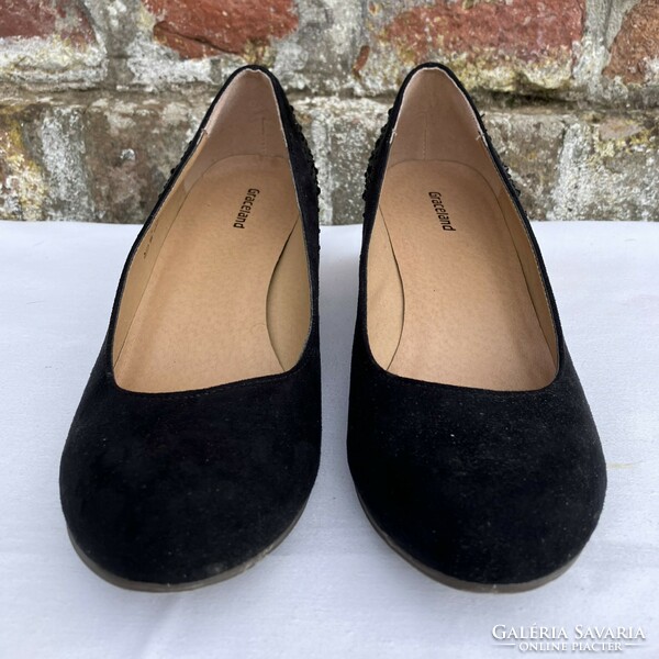 Női fekete teletalpú alkalmi cipő 38