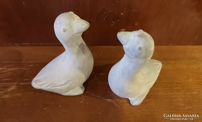 2 heavy clay geese 15 cm high