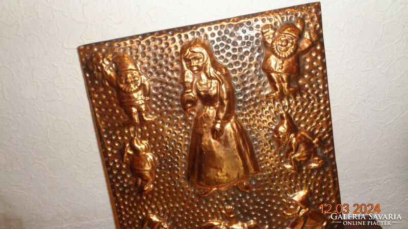 Red copper relief, wall picture, on it, Snow White and the Seven Dwarfs 26 x 26 cm