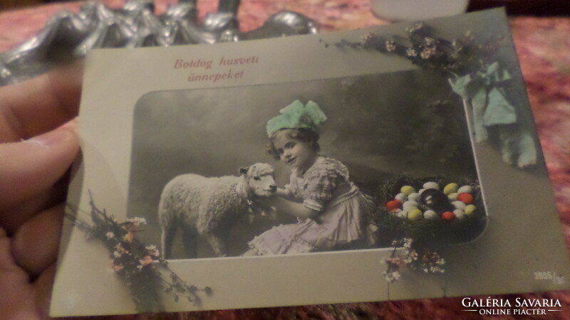 Húsvéti képeslap , régi (talán 1912-es) , korához képest szép állapotban  .