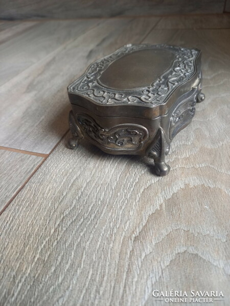 Beautiful old silver-plated jewelry box (6x12.8x9.8 cm)