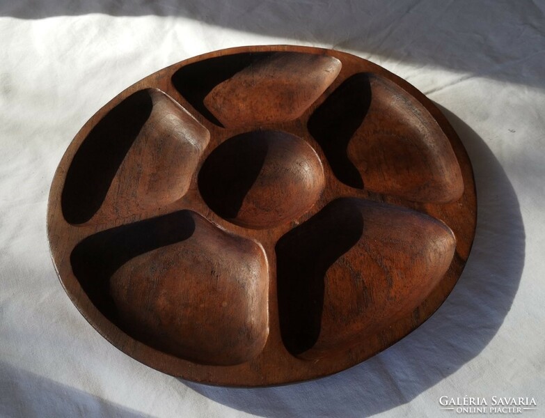 24.5 cm diameter, round, split wooden tray