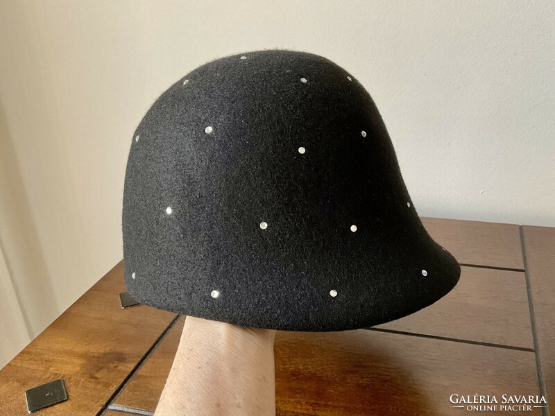 Italian riding style, black women's hat decorated with rhinestones, extra piece!