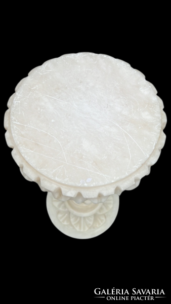 Alabaster pedestal