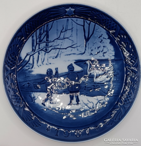 Royal Copenhagen wall plate (1987)