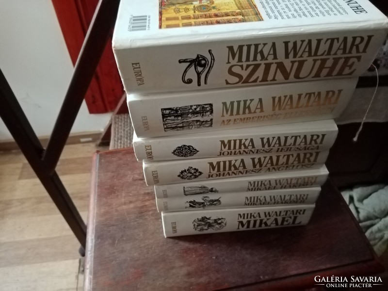 Mika Waltari csomag
