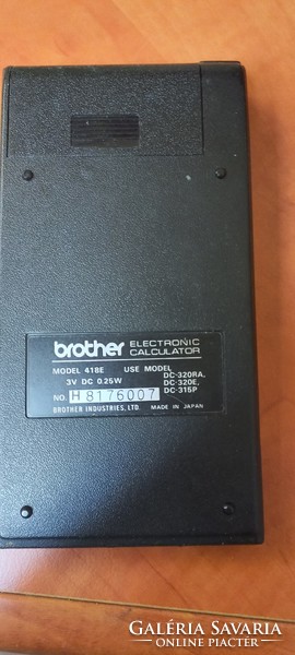 Retro Brother 418 E számológép ledes.