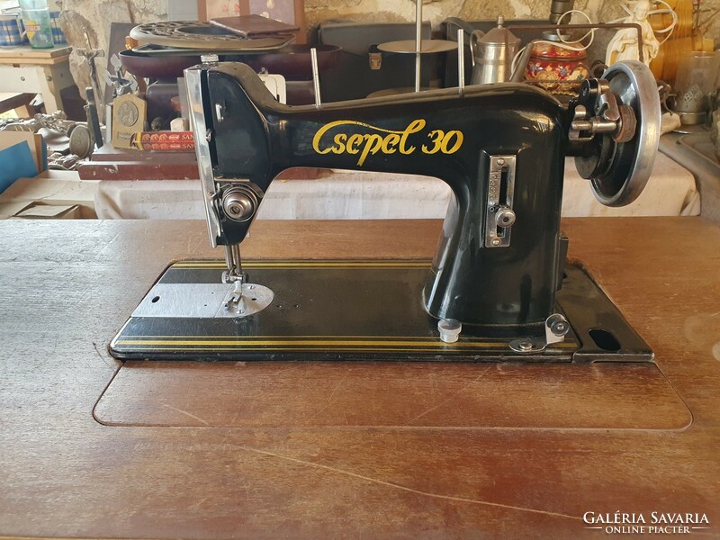 Wooden frame sewing machine