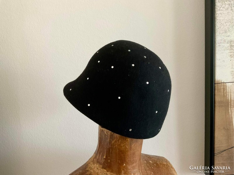 Italian riding style, black women's hat decorated with rhinestones, extra piece!