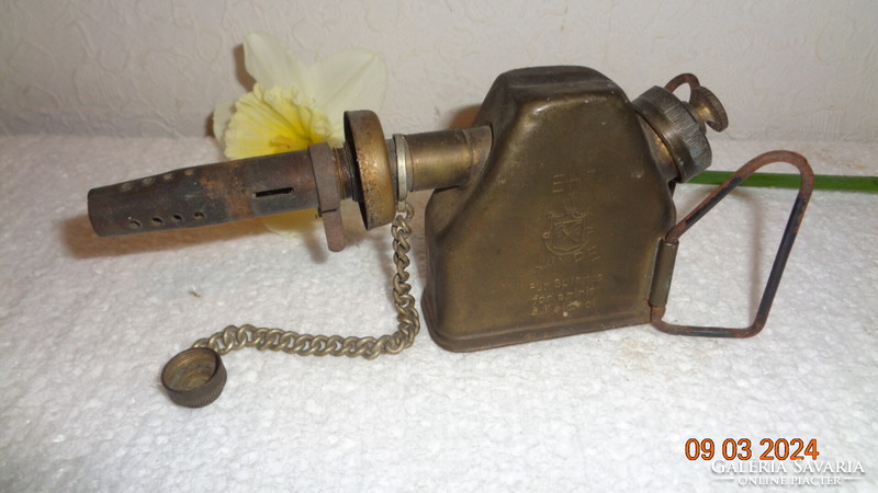 Antique alcohol-gasoline lamp, made of brass, 18 x 8 cm, in good condition, raritate!
