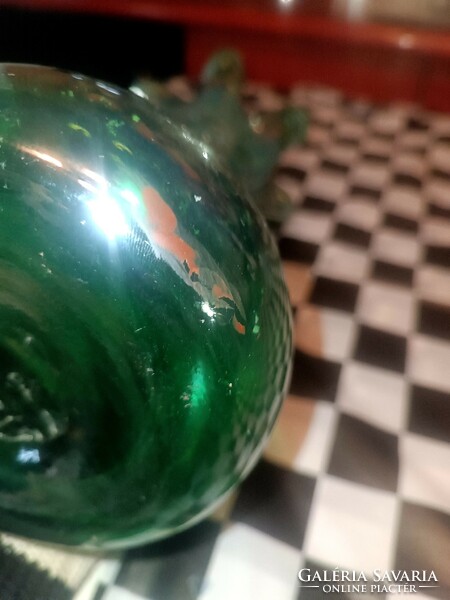 Irrizáló Zöld üveg váza