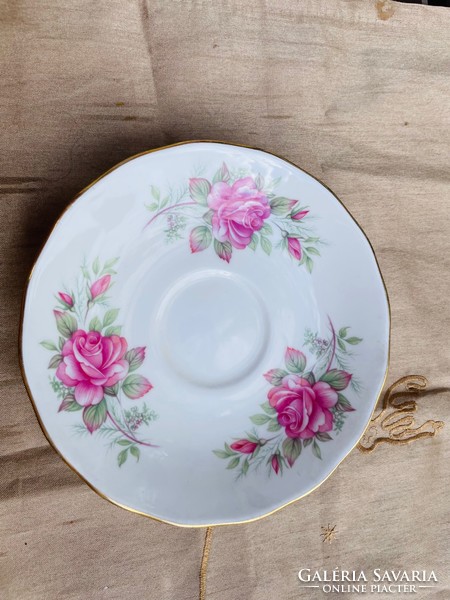 Vintage rózsaszín rózsamintás Bone China Queen Anne angol teáscsésze aljjal