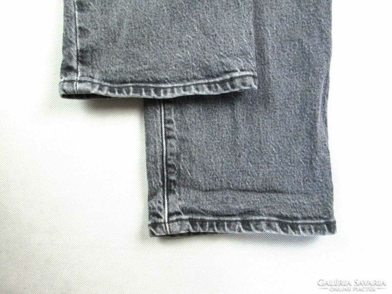 Original Levis 501 (w29 / l28) women's gray jeans