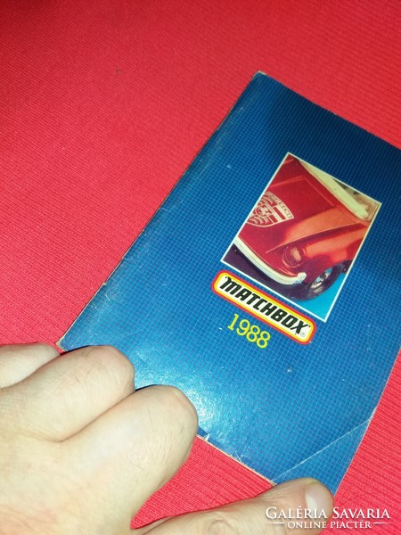 1988 a " kékdobozos " MATCHBOX időszak katalógusa állapot a képek szerint