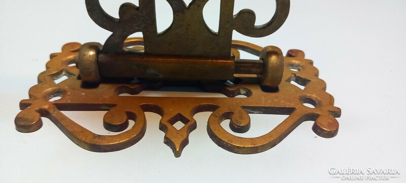 Antique copper wall hanger, console negotiable design