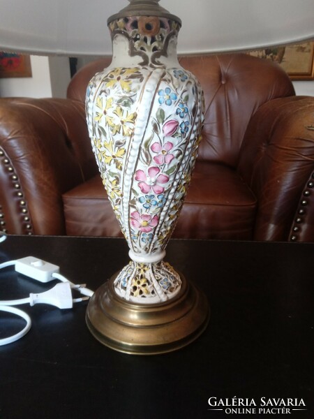 Porcelain table lamp!