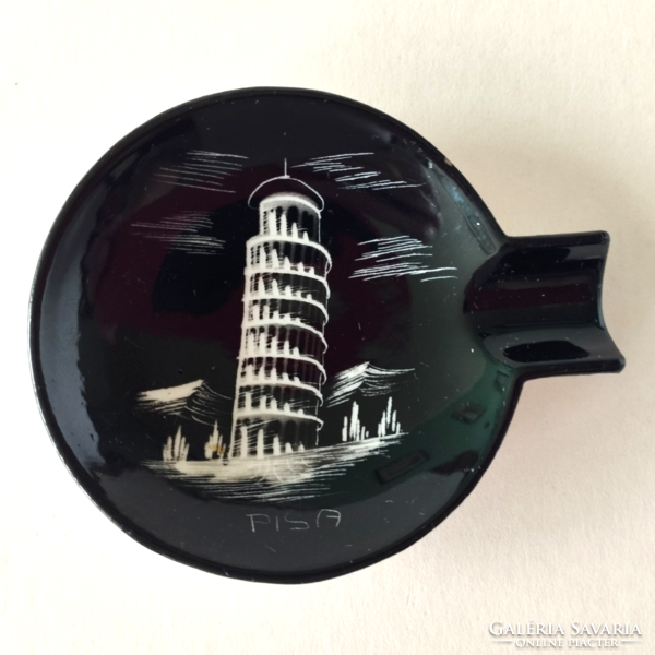 San Marino ceramic ashtray with a view of the Leaning Tower of Pisa