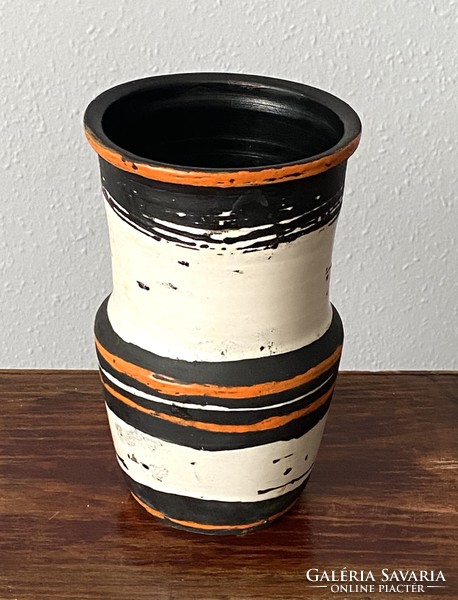 Lívia Gorka (1925-2011) painted marked retro ceramic vase 20 cm