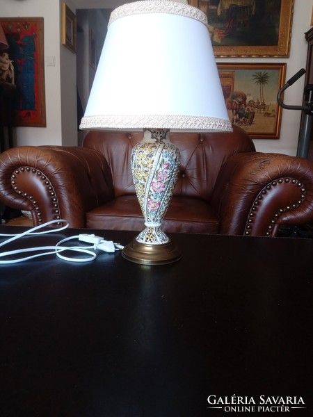 Porcelain table lamp!