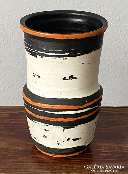 Lívia Gorka (1925-2011) painted marked retro ceramic vase 20 cm