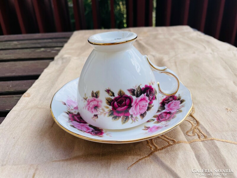 Vintage gazdag rózsamintás Bone China Queen Anne angol teáscsésze aljjal
