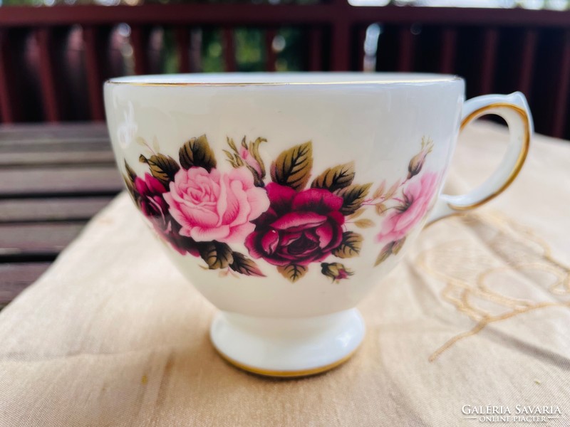 Vintage gazdag rózsamintás Bone China Queen Anne angol teáscsésze aljjal