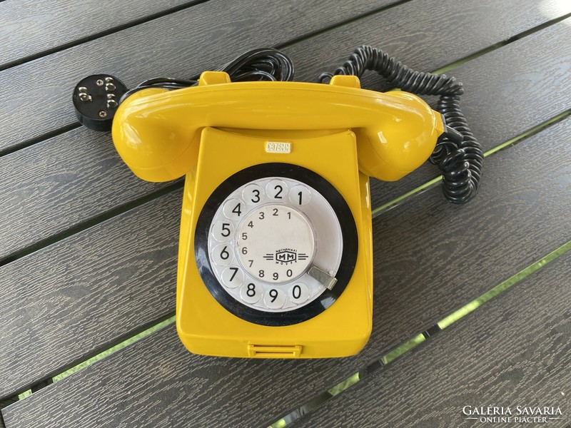 Cb76mm lemon yellow table dial telephone