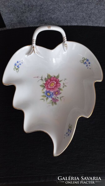 Hollóházi porcelain serving tray, flawless, marked, numbered, leaf-shaped, 19x16 cm, with fish pattern tongs